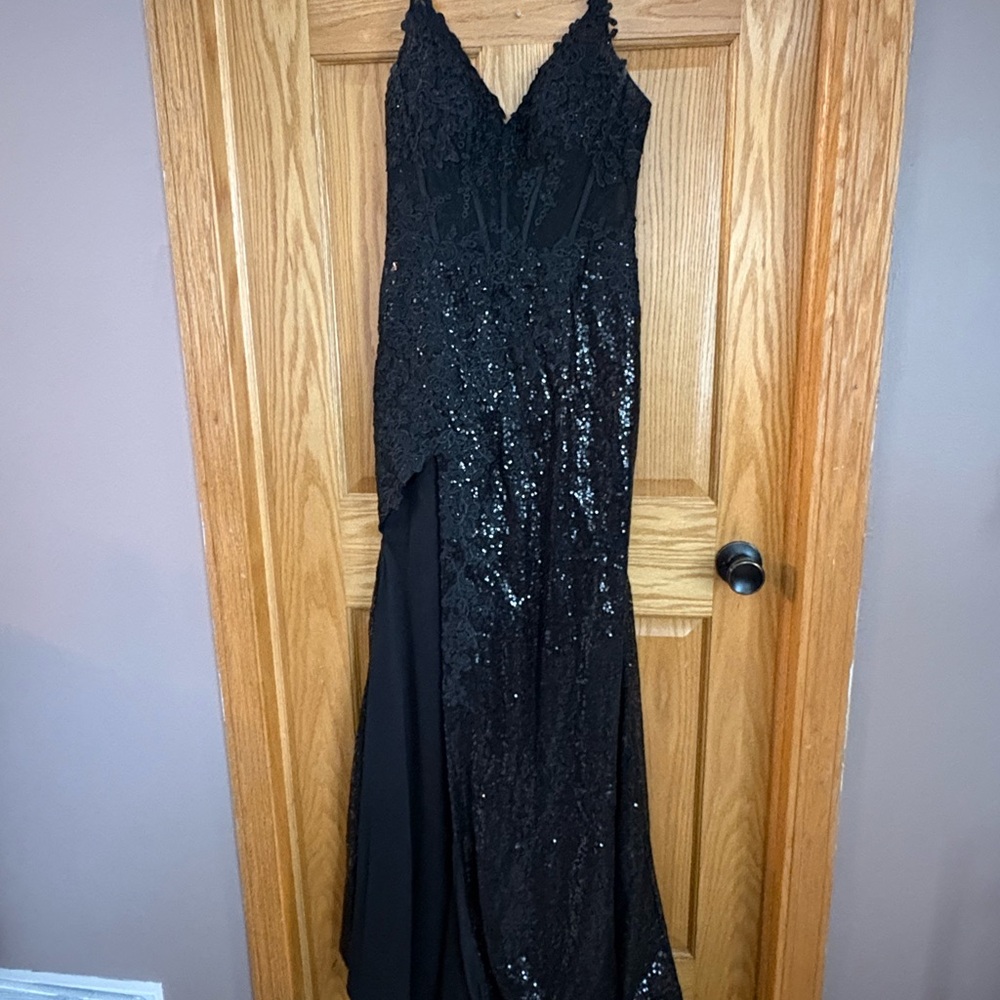 Black Sequin Lace V-Neck Prom Gown